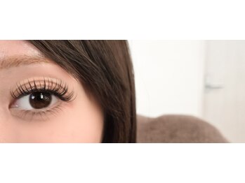 パフューム フィーラ(Perfume Feela)/ボリュームラッシュ付け放題