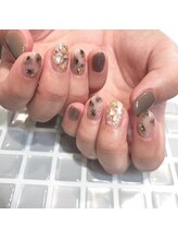 アース コアフュールボーテ 松本庄内店(EARTH coiffure beaute)/白べっこうネイル　8500円