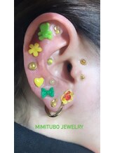 フェリス(Feliz)/耳つぼジュエリー