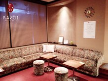 カレン 都城店/和モダンなゆったりラウンジ