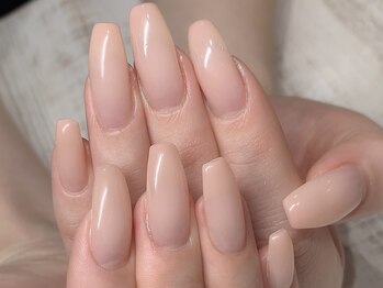 カラーズ(colors.)/肌なじみピンク。