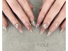 フィオル(FIOLE)/ワンホンネイル♪
