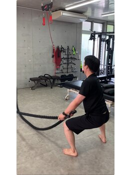 ヨロジム(YOLO GYM)/バトルロープ