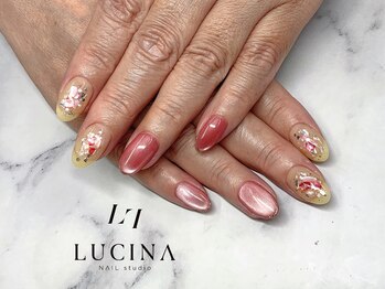 ネイルスタジオ ルキナ(LUCINA)/c-356 大人可愛いシェルネイル
