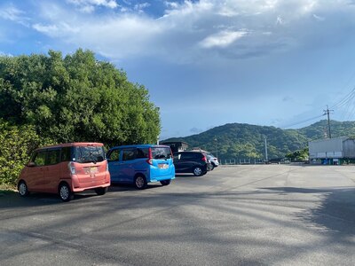 無料駐車場あり！（風の時計）