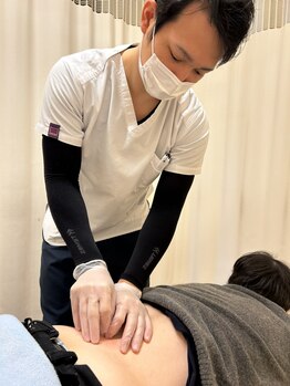 末広坂口鍼灸整骨院/慢性腰痛も鍼灸で緩和！