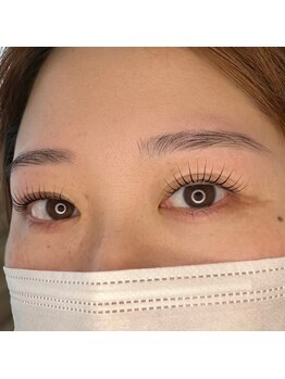 イーズ(ease.)/コスメリフト＋美眉