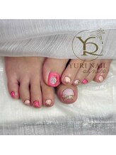 ユリナリタ(YuRi Narita)/