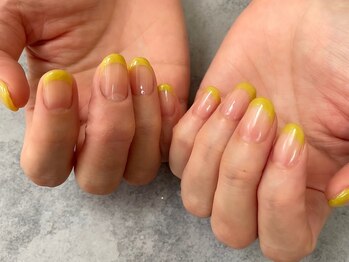 エムスラッシュ ネイル センター北店(M.SLASH)/ピスタチオカラーフレンチネイル
