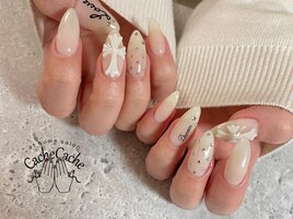 ホワイトクロスネイル