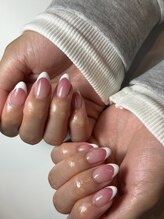 アール 石井(R)/オフィスネイルの王道フレンチ