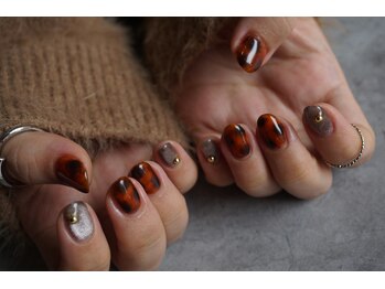 ネイル フライガール(nail FLY GIRL)/べっ甲ネイル♪