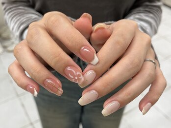 ウリネイル(uri nail)/ちぐはぐネイル