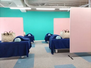 もみほぐし 至福のトキ/清潔感と広々とした空間