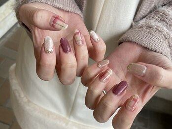 nailsalon playful 【パラジェル/フィルイン】の写真/【パラジェル・フィルイン施術OK】肌なじみカラー・オフィス・ニュアンスなど大人可愛いネイルはお任せ！
