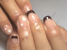 ワンポイントフレンチネイル