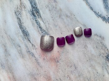 ミーム(meme)/マグネットフットネイル