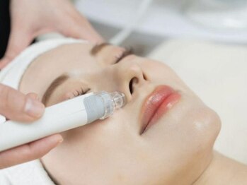 エステ ド フルール(Esthe de Fleur)の写真/【毛穴/凹凸/ざらつき】素肌美人に!毛穴の汚れをごっそり洗浄しツルスベ美肌に◎キメの整ったお肌へ♪