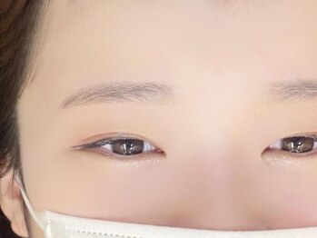 ビューステージ アイブロウサロン 松山/可愛い印象の平行眉