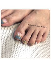 アヴァンセ(AVANCE)/ドットフットネイル