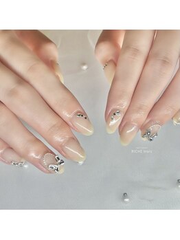 リッシュ トロワ(RICHE trois)/トレンドアート定額