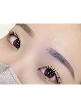 ナチュラル上品な目元にしたい