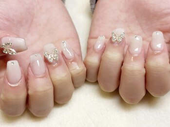 いろこびん 盛岡フェザン店(irokobin)/スカルプ×パーツ