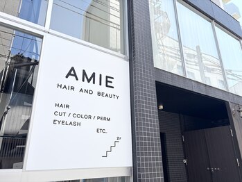 アミエ(AMIE)/看板
