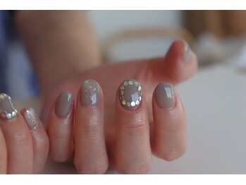 ネイルルームアンドアイ(nailroom...&i)