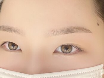 ビューステージ アイブロウサロン 松山/自眉を活かしたアーチ眉
