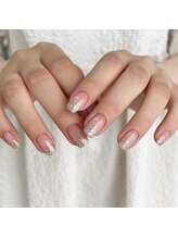 ニコアネイルズ(Nicoa nails)/ラメグラデ　shiho