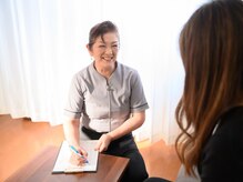 カメリアの雰囲気（カウンセリングでお客様のお悩み・不調箇所をお伺いします。）