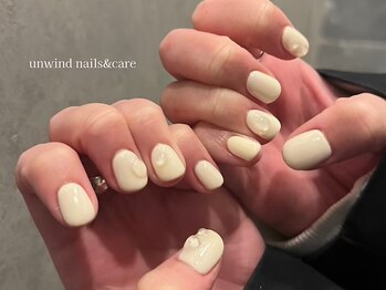 アンワインド ネイルアンドケア(unwind nails&care)/ワンカラー×ぷっくりアート