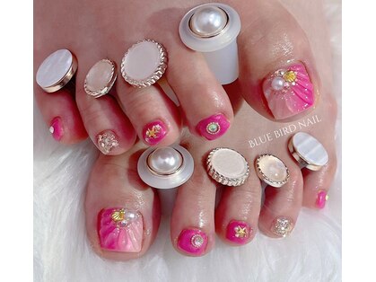 ブルーバードネイル(Blue bird nail)の写真
