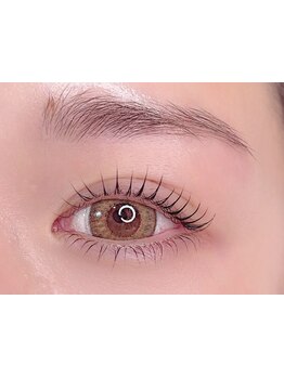 ナチュラル上品な目元にしたい