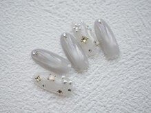 ルームイチマルニ バイ マルメネイル(room102 by malmonail)/定額¥13200 &nbsp;担当:進藤