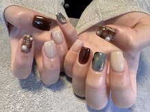 アネモネネイル(anemone nail)の雰囲気（持込デザインは出来る範囲で対応しているのでご相談ください(^^)）