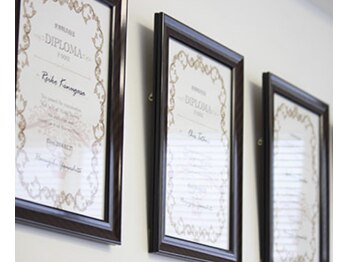 エル アイラッシュアンドヘッドスパ(Ele)/有数のディプロマ所有者・・・