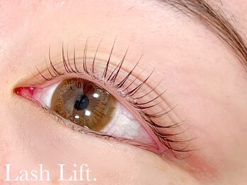 ラ シュープリーム(La SUPREME)/ナチュラルに根元から立ち上げ♪