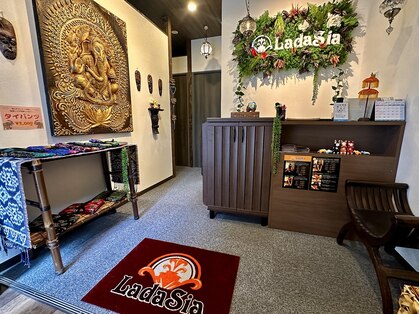 ラダシア 新横浜店(LADASIA)の写真