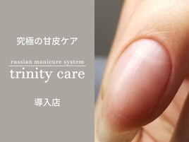 丁寧キレイな甘皮ケアでモチも◎