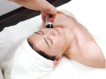 トータルエステティック レイ(Lay)の雰囲気（顔のハイパーナイフで小顔も叶う♪たるみもきゅっと引き上げます）