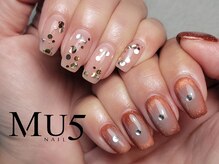 エムユーファイブネイル(MU5-nail)
