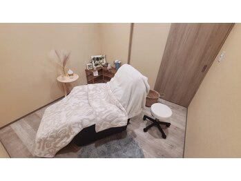 ミー アイラッシュ(Me eyelash)