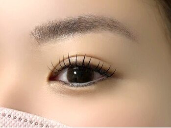 シェリー(cherie)の写真/【こだわりの商材で"キレイ"をサポート◇】国内製造で登録された国産グルー使用!仕上がり・モチの良さ◎