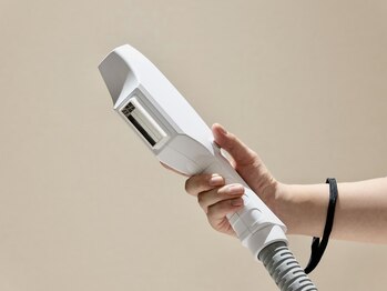 サーティースリー 横浜元町(Thirty3)/最新ハイブリッド美容脱毛機器