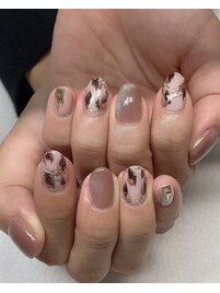 ヒョウ柄ネイル