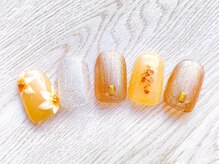 ティアラ(Tiara)/フラワーネイル