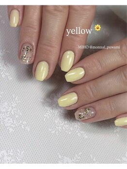 モナールアンド(MONNAL&)/黄色ネイル