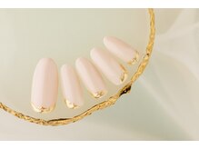 エムスラッシュネイル 本牧店(M SLASH)/大人キレイめデザイン